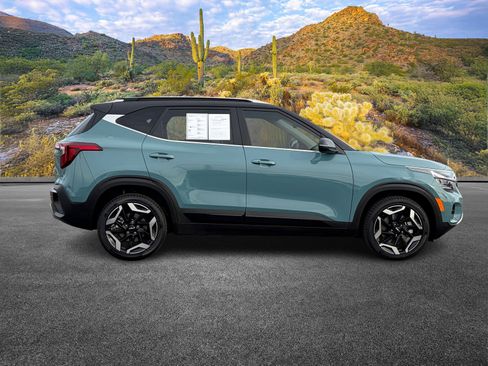 Certified 2024 Kia Seltos SX AWD/4WD image 3