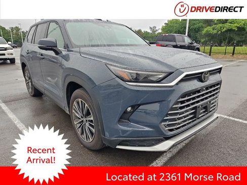 Used 2025 Toyota Grand Highlander AWD Hybrid image 1