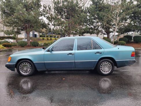 Used 1991 Mercedes-Benz 300 E 3.0 image 8