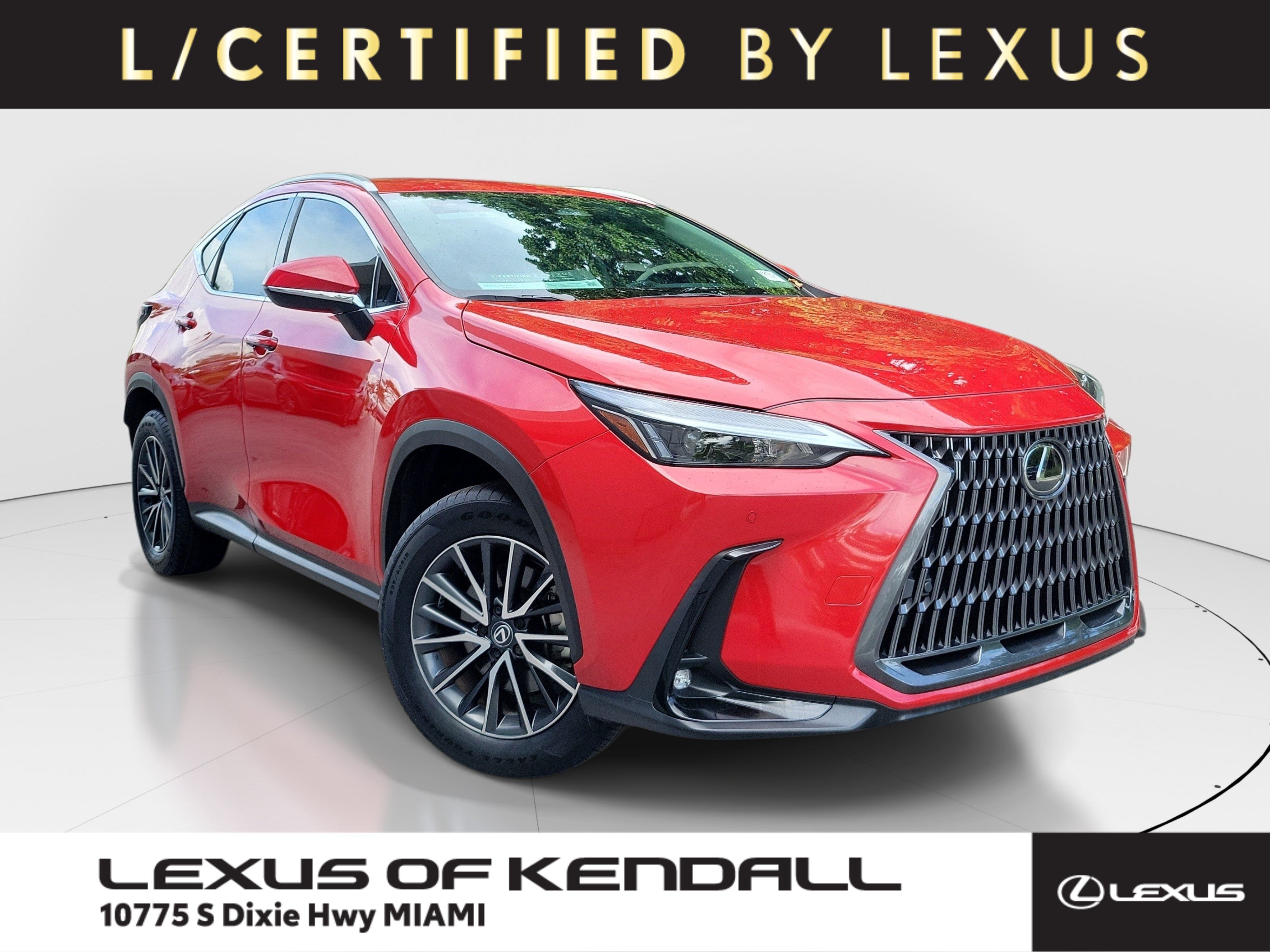 Used 2025 Lexus NX 250 FWD w/ Towing Package (2000 Lbs) image 1