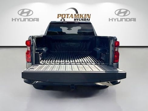 Used 2024 Chevrolet Silverado 1500 LT image 26