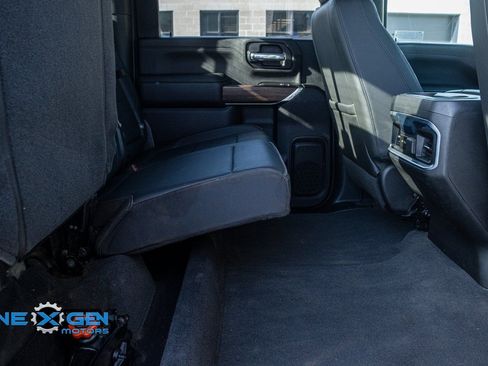 Used 2022 Chevrolet Silverado 3500 High Country image 35