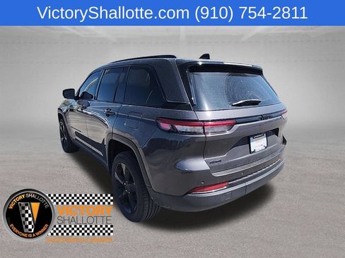 Certified 2023 Jeep Grand Cherokee Altitude AWD/4WD image 21