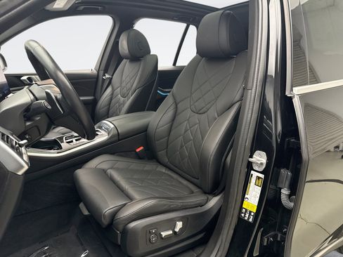 Used 2024 BMW X5 xDrive40i w/ Premium Package AWD/4WD image 11