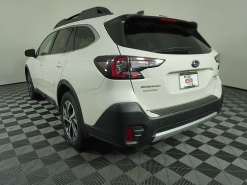 Used 2020 Subaru Outback Limited XT w/ Popular Package #2 AWD/4WD image 5