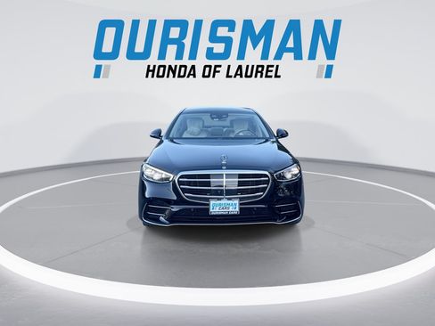 Used 2022 Mercedes-Benz S 580 4MATIC Sedan image 3