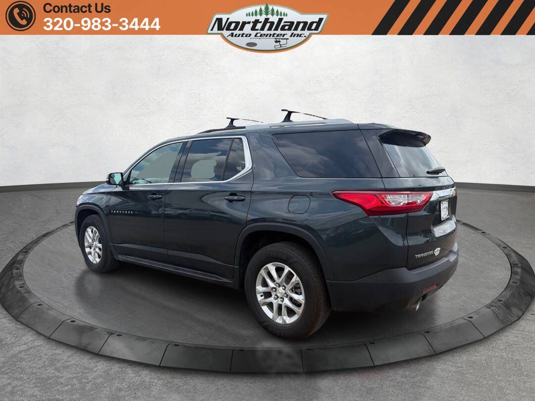 Used 2018 Chevrolet Traverse LT w/ LPO, 'HIT The Road' Package FWD image 7