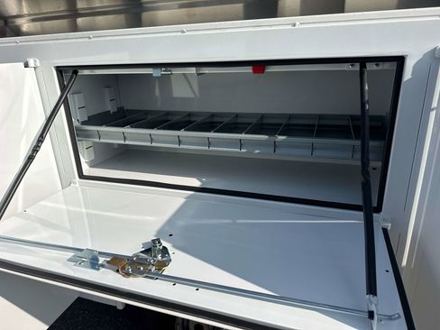 Used 2024 Ford F250 XL w/ XL Chrome Package image 12