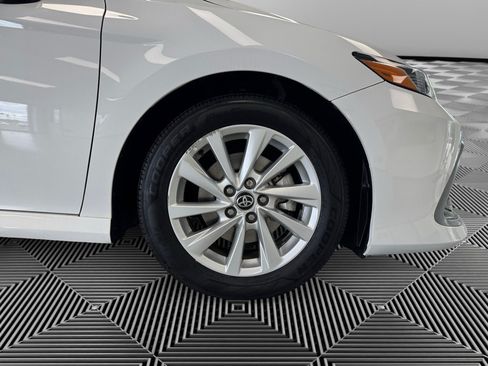 Used 2024 Toyota Camry LE w/ Convenience Package FWD image 10