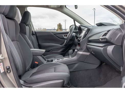 Used 2019 Subaru Forester Premium image 11