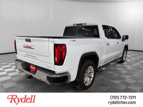 Used 2021 GMC Sierra 1500 SLT w/ SLT Premium Plus Package AWD/4WD image 5