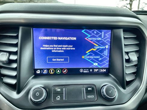 Used 2023 GMC Acadia AT4 w/ Trailering Package AWD/4WD image 14