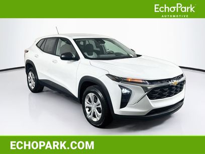 Used 2025 Chevrolet Trax LS