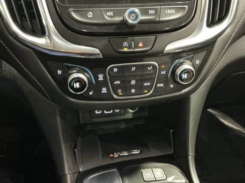Used 2022 Chevrolet Equinox Premier image 29