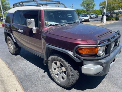 Used 2007 Toyota FJ Cruiser 4WD image 3