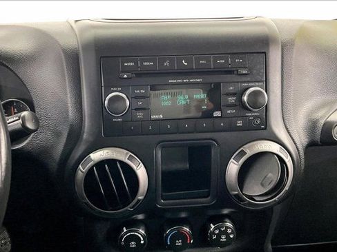 Used 2017 Jeep Wrangler Sport w/ Quick Order Package 23S image 5