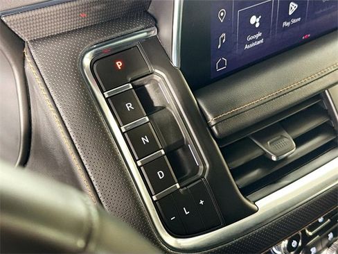 Used 2023 GMC Yukon XL AT4 image 15