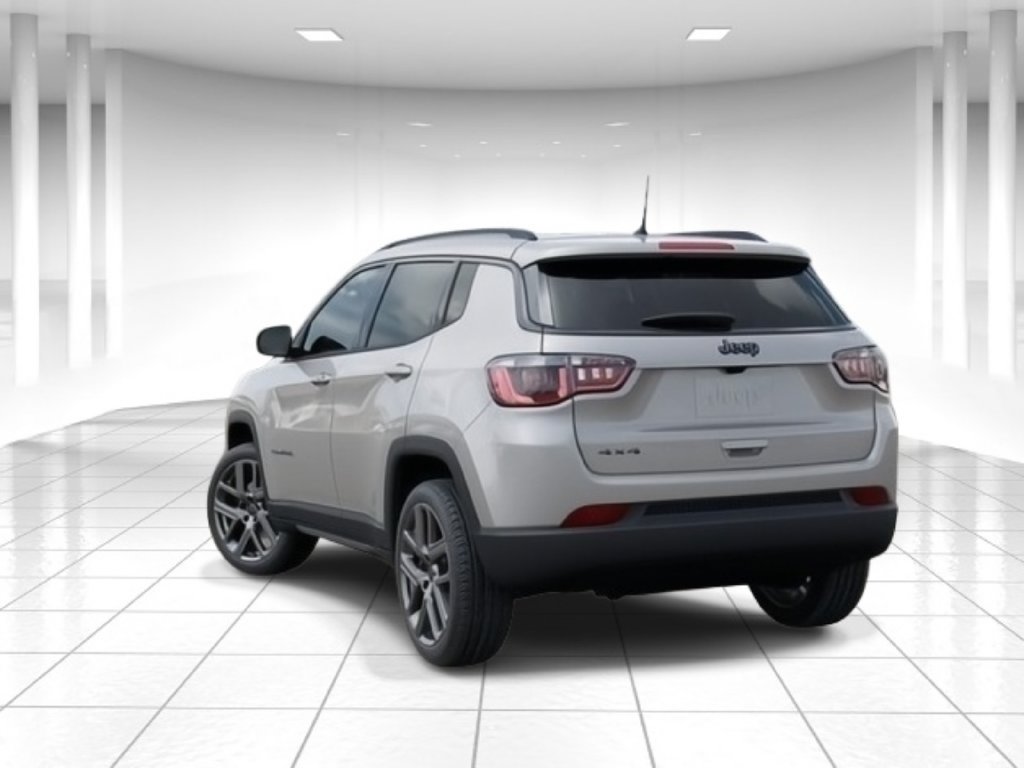 New 2026 Jeep Compass Latitude AWD/4WD image 3