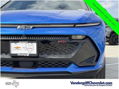 New 2026 Chevrolet Equinox EV RS FWD image 8