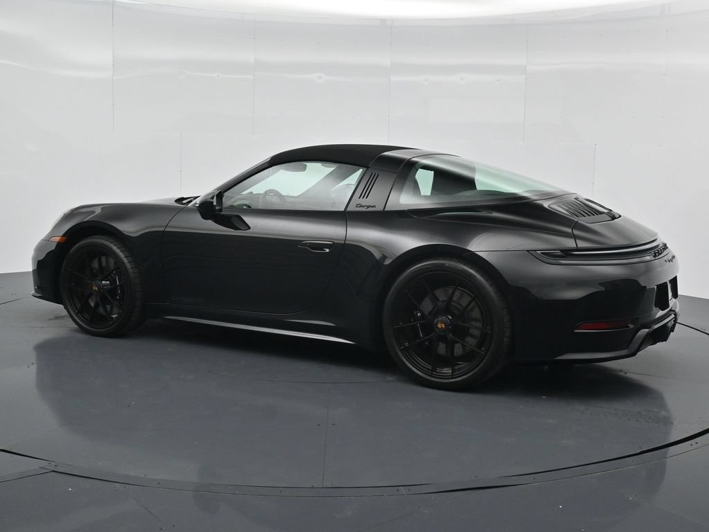 Certified 2026 Porsche 911 Targa 4 GTS AWD/4WD image 3
