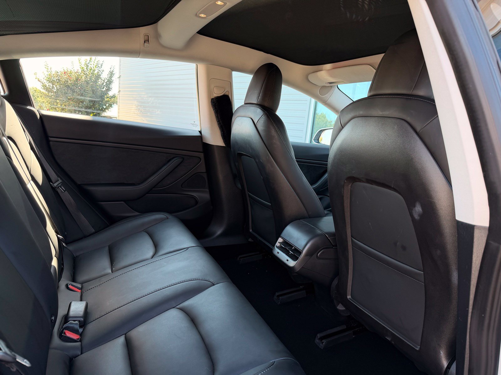 Used 2018 Tesla Model 3 Long Range AWD/4WD image 22