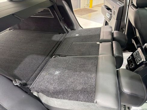 Used 2019 Land Rover Range Rover image 19