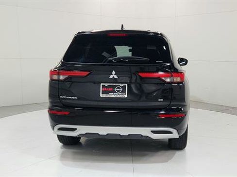 Used 2024 Mitsubishi Outlander SE image 7
