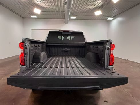 Used 2025 Chevrolet Silverado 1500 RST w/ Redline Edition AWD/4WD image 26