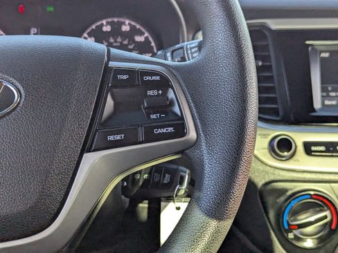 Used 2018 Hyundai Accent SE image 25