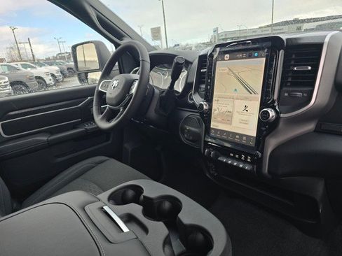 New 2026 RAM 2500 Big Horn AWD/4WD image 10
