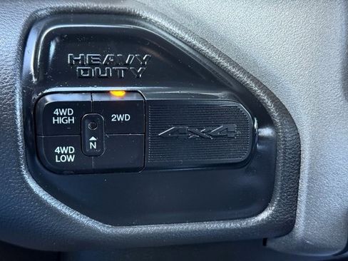 Used 2022 RAM 2500 Tradesman w/ Chrome Appearance Group image 27