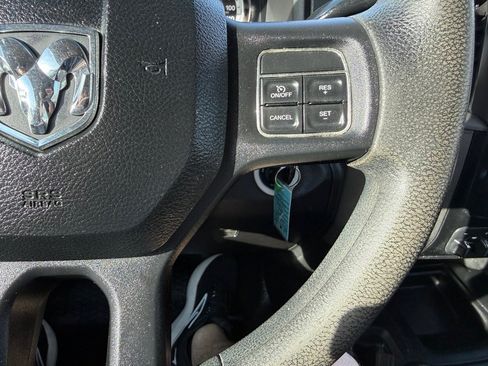 Used 2013 RAM 2500 Tradesman w/ Chrome Appearance Group image 30