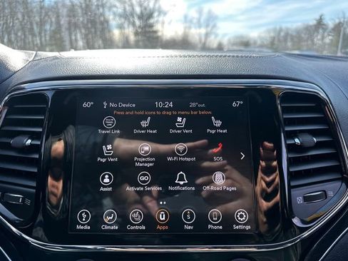 Used 2021 Jeep Grand Cherokee Overland image 33