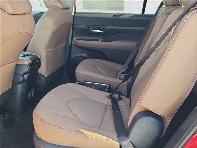 New 2026 Toyota Grand Highlander AWD image 15