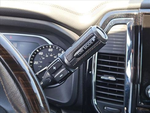 Used 2021 Nissan Titan Platinum Reserve w/ Moonroof Package AWD/4WD image 17