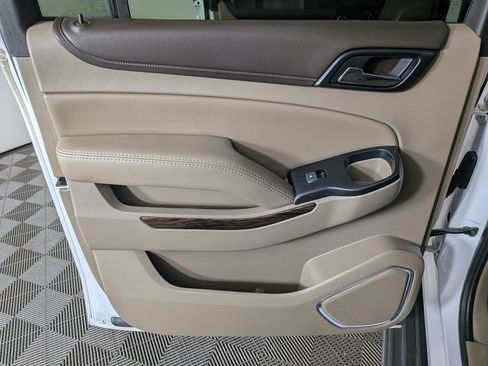 Used 2019 GMC Yukon XL SLT w/ Open Road Package image 30