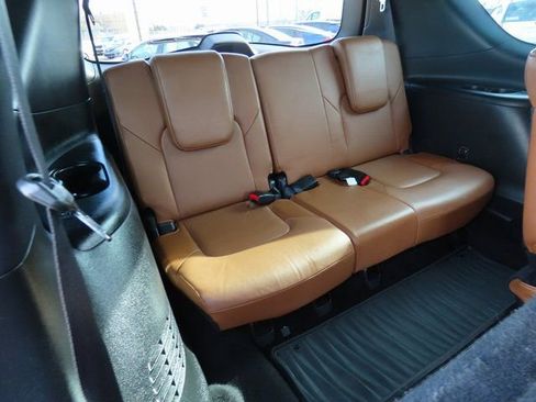 Used 2023 INFINITI QX80 Sensory w/ All-Season Package image 16