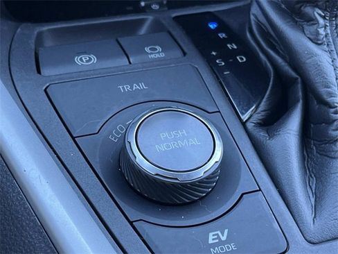 Used 2021 Toyota RAV4 XSE image 33