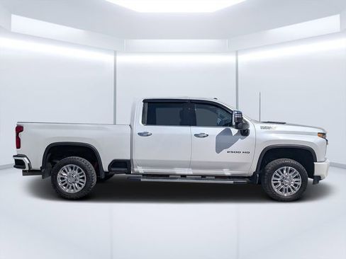 Used 2020 Chevrolet Silverado 2500 High Country w/ Z71 Off-Road Package image 2
