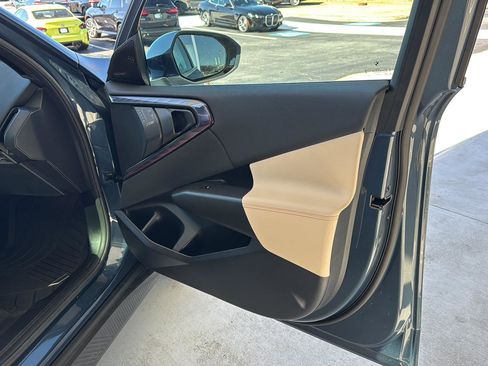 Certified 2025 BMW X3 xDrive30i w/ Premium Package image 12