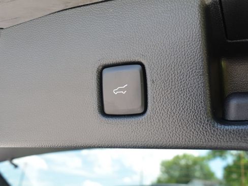 Used 2024 Ford Escape Platinum AWD/4WD image 23