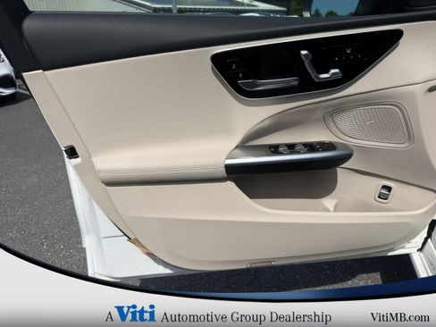Used 2026 Mercedes-Benz C 300 4MATIC Sedan image 11
