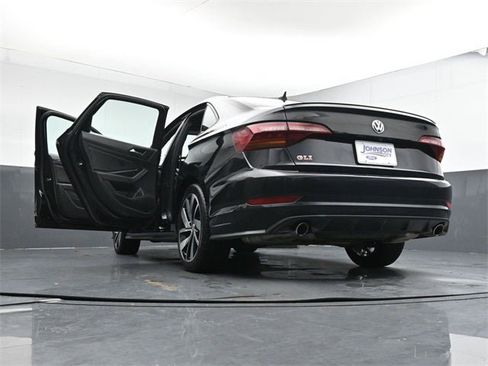 Used 2019 Volkswagen Jetta GLI Autobahn image 42