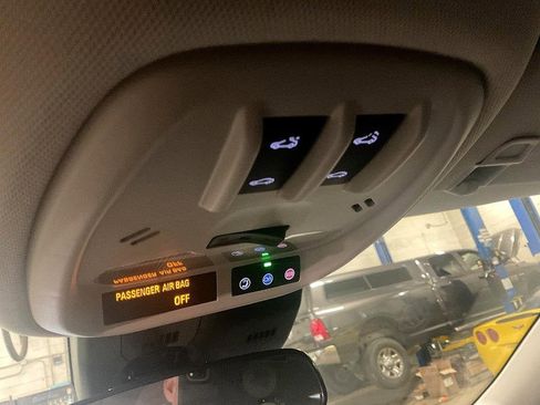 New 2026 Chevrolet Trax ACTIV w/ Sunroof Package image 18