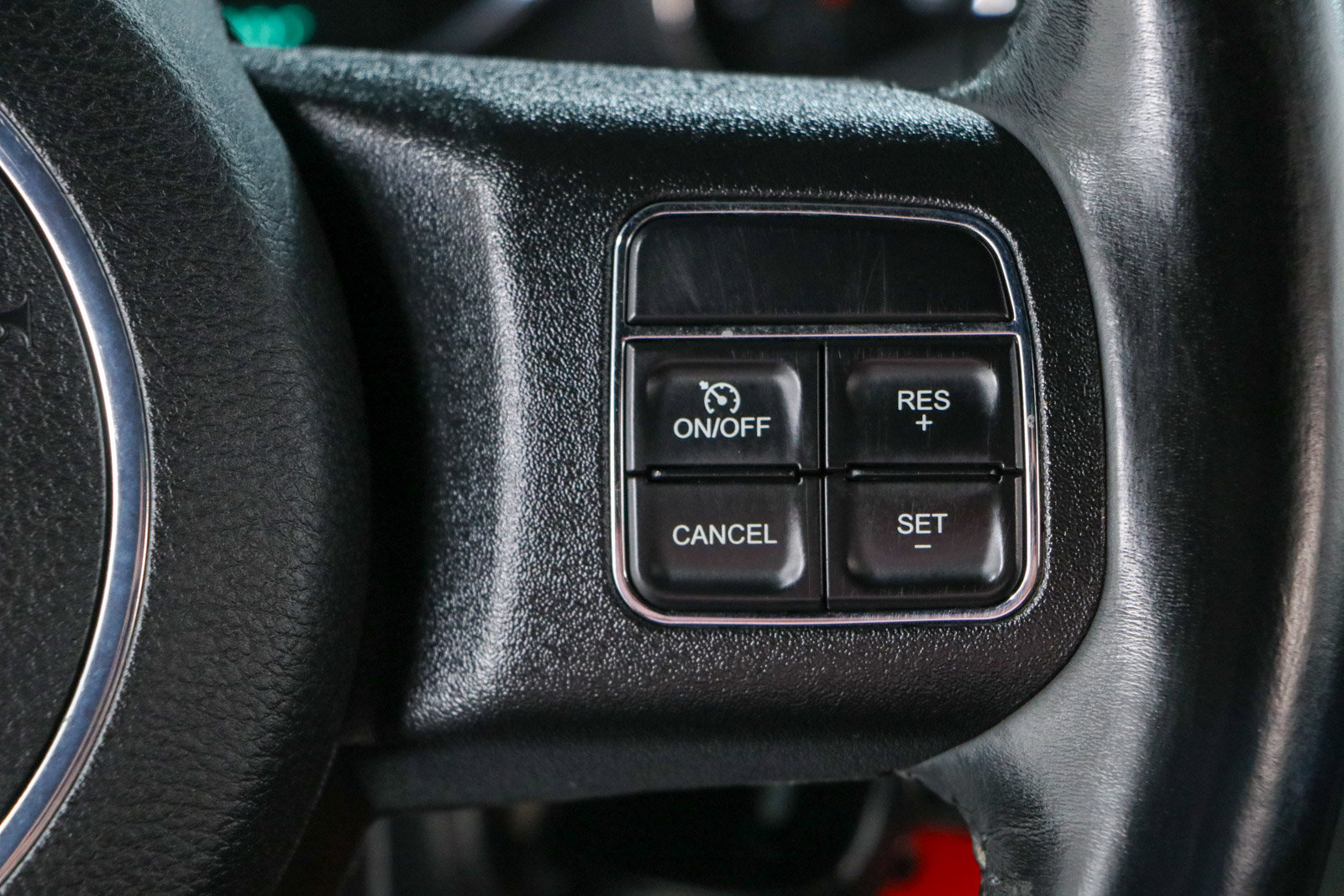 Used 2018 Jeep Wrangler Sport AWD/4WD image 15