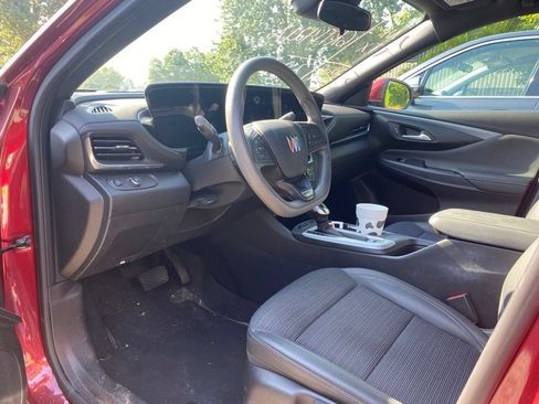 Used 2024 Buick Envista Preferred FWD image 7
