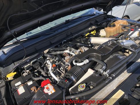 Used 2011 Ford F250 Lariat w/ Lariat Interior Pkg image 21