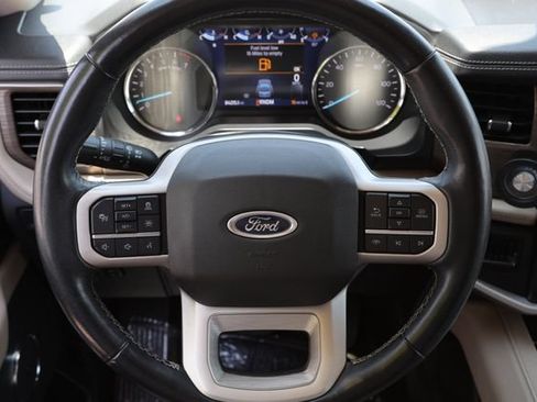 Used 2022 Ford Expedition Limited AWD/4WD image 13