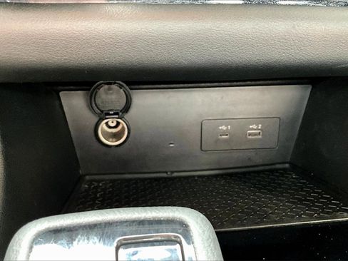 Used 2024 Nissan Pathfinder SV image 12