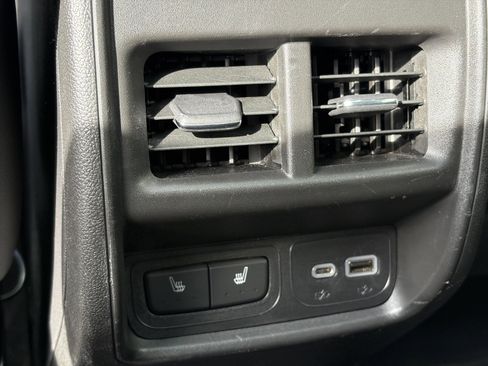 Used 2021 Cadillac XT4 Sport w/ Cold Weather Package image 13